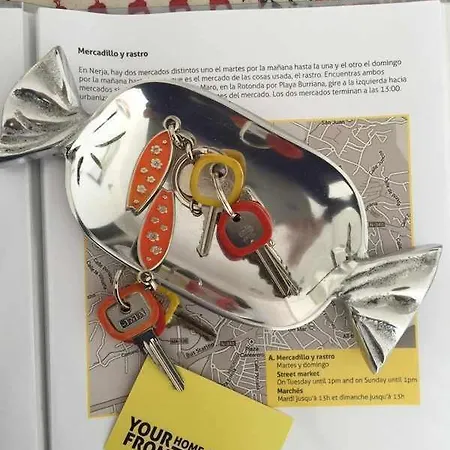 Playa Centro Y Tranquilidad Con Vistas Al Mar