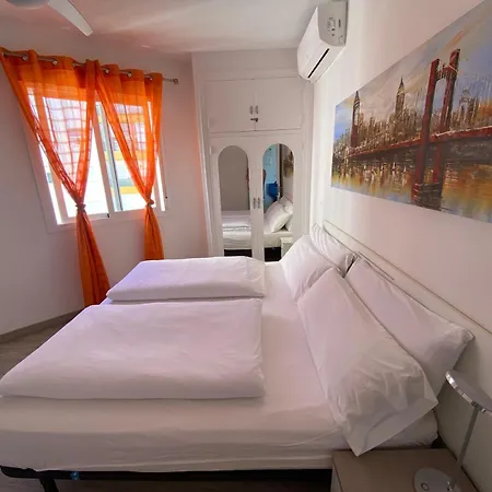 Apartment Playa Torrecilla, A Un Paso Del Centro Peatonal! Nerja