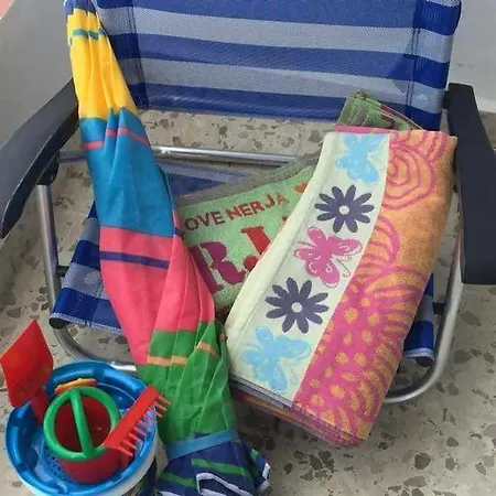 Playa Torrecilla, A Un Paso Del Centro Peatonal!