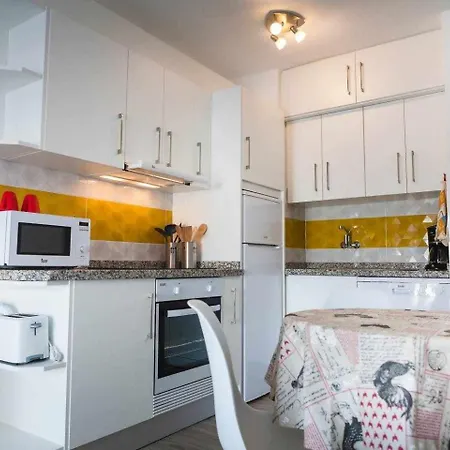 ¡playa Torrecilla, A Un Paso Del Centro Peatonal! Apartamento