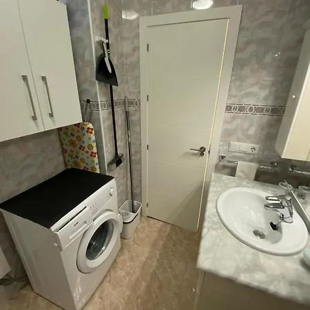 ¡playa Torrecilla, A Un Paso Del Centro Peatonal! Apartamento Nerja