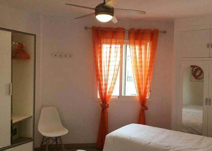 Apartamento ¡playa Torrecilla, A Un Paso Del Centro Peatonal!