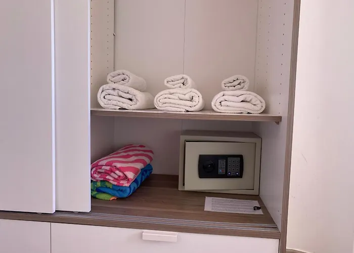 ¡playa Torrecilla, A Un Paso Del Centro Peatonal! Apartamento